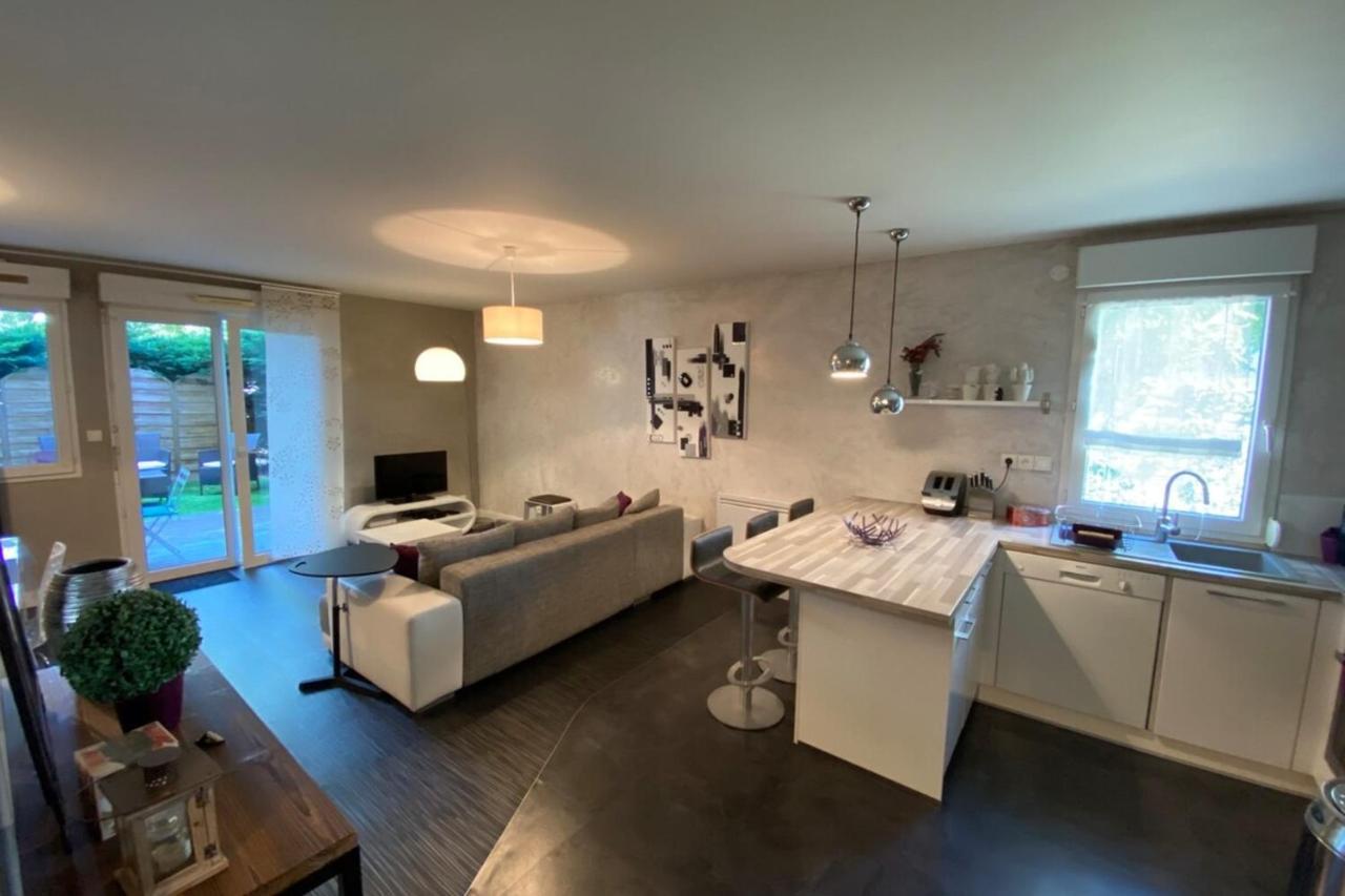 Bel Appartement Proche Tours Centre Bretonneau La Riche Экстерьер фото